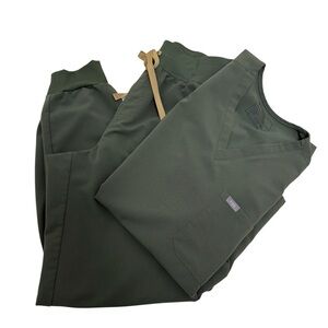 Figs Technical Collection scrubs pants and top set olive green size XXL